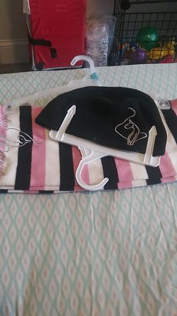 Ladies scarf & hat