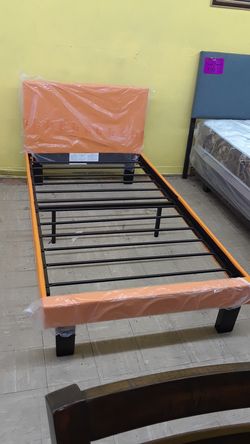 TWIN NEW BED