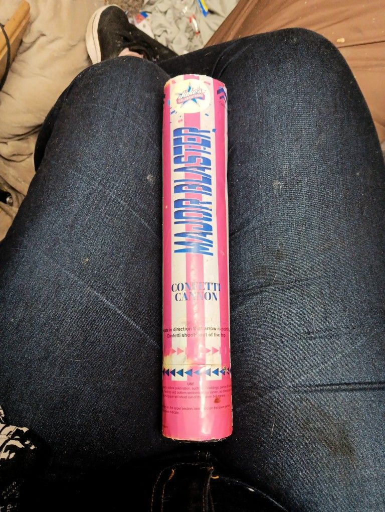 Classic Confetti Cannons 