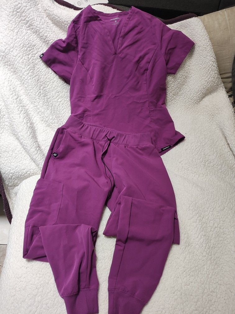 JAANUU SCRUB SET (MARDI GRAS PURPLE)