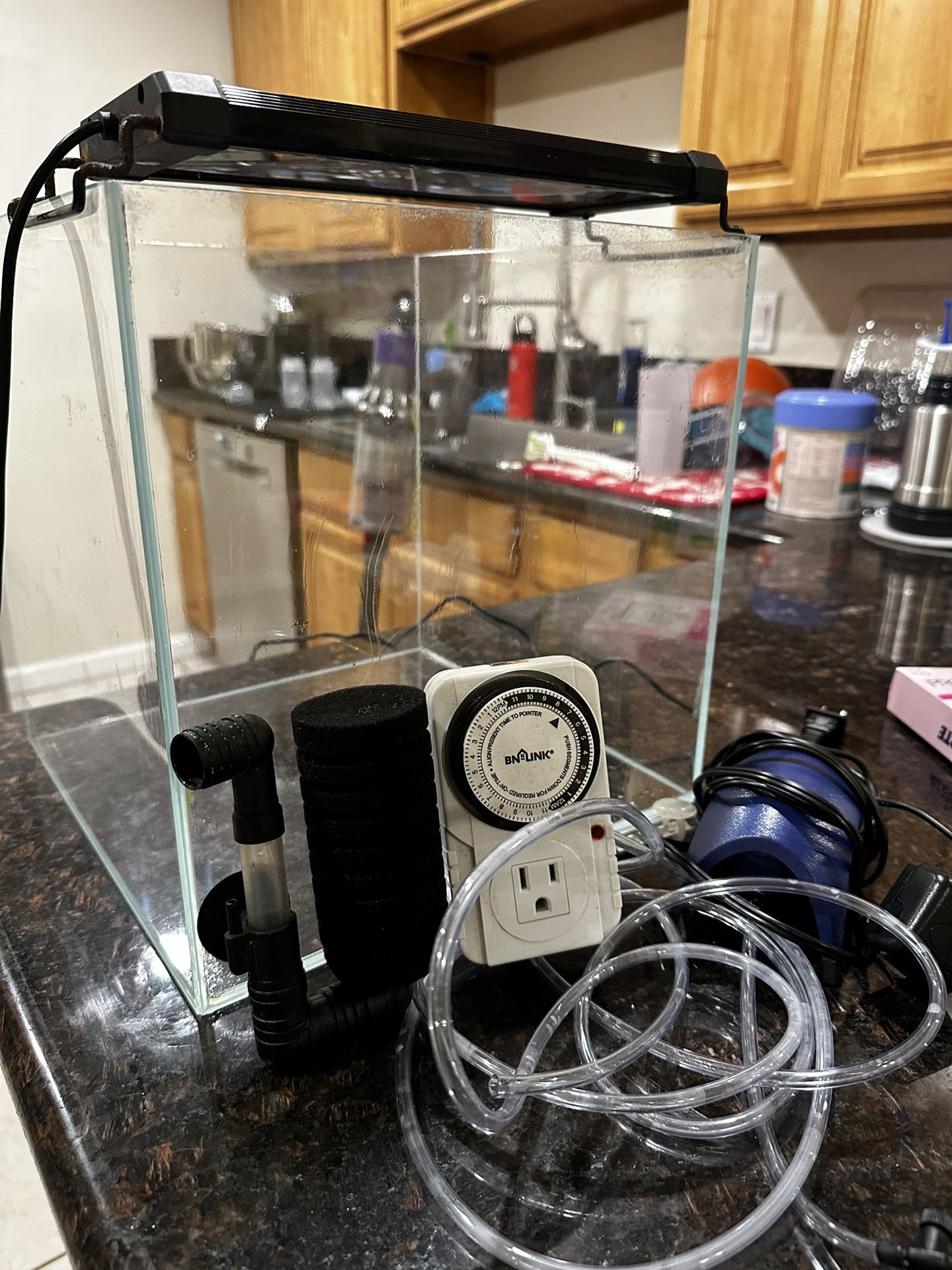 7 Gallon Rimless Fish tank For Fresh And Saltwater