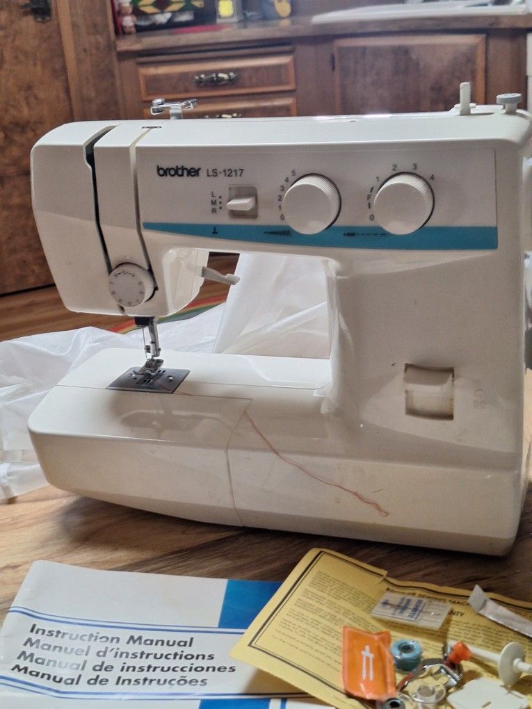 Singer Sewing Machine