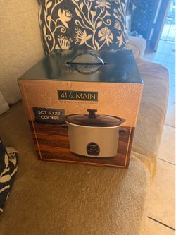 Brand new slow cooker