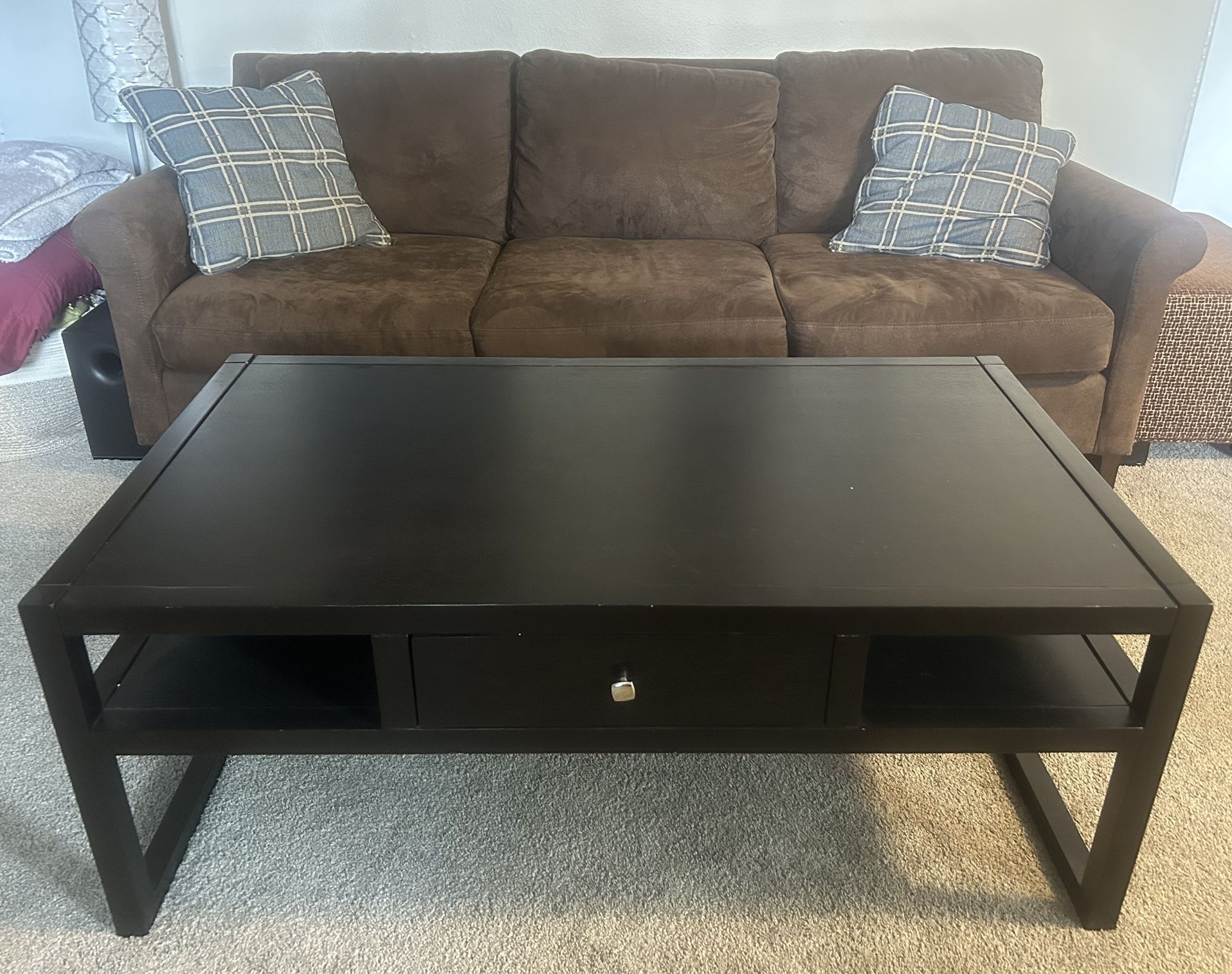Sofa, Chase Lounge, And Coffee Table