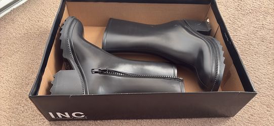 Women’s Boots Size 7 New Black