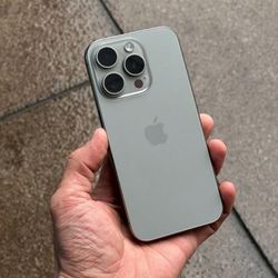 iPhone 15 pro 128GB Unlocked 