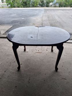 Round table