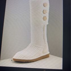 New Cream Knit UGG Boots. Sz 10