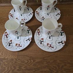 FOUR Snowmen-Themed Small Plates and FOUR Snowmen-Themed Mugs