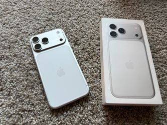 iPhone 17 Pro Max 1TB Silver (Unlocked)