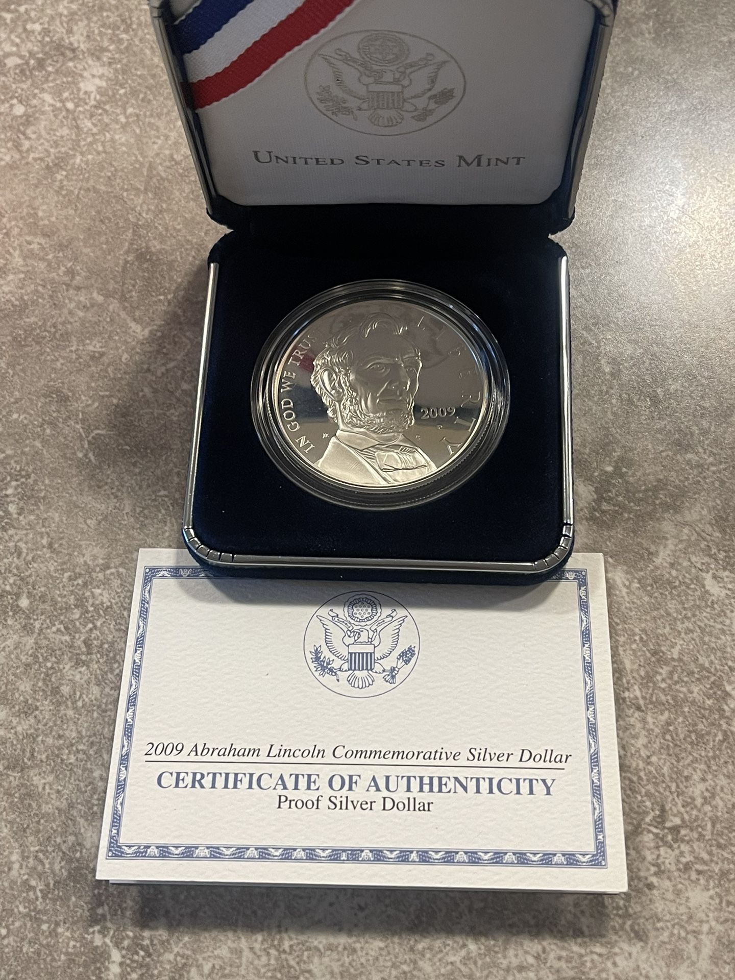 2009 Abraham Lincoln Commemorative Proof, Silver Dollar With Certificate Of Authenticity