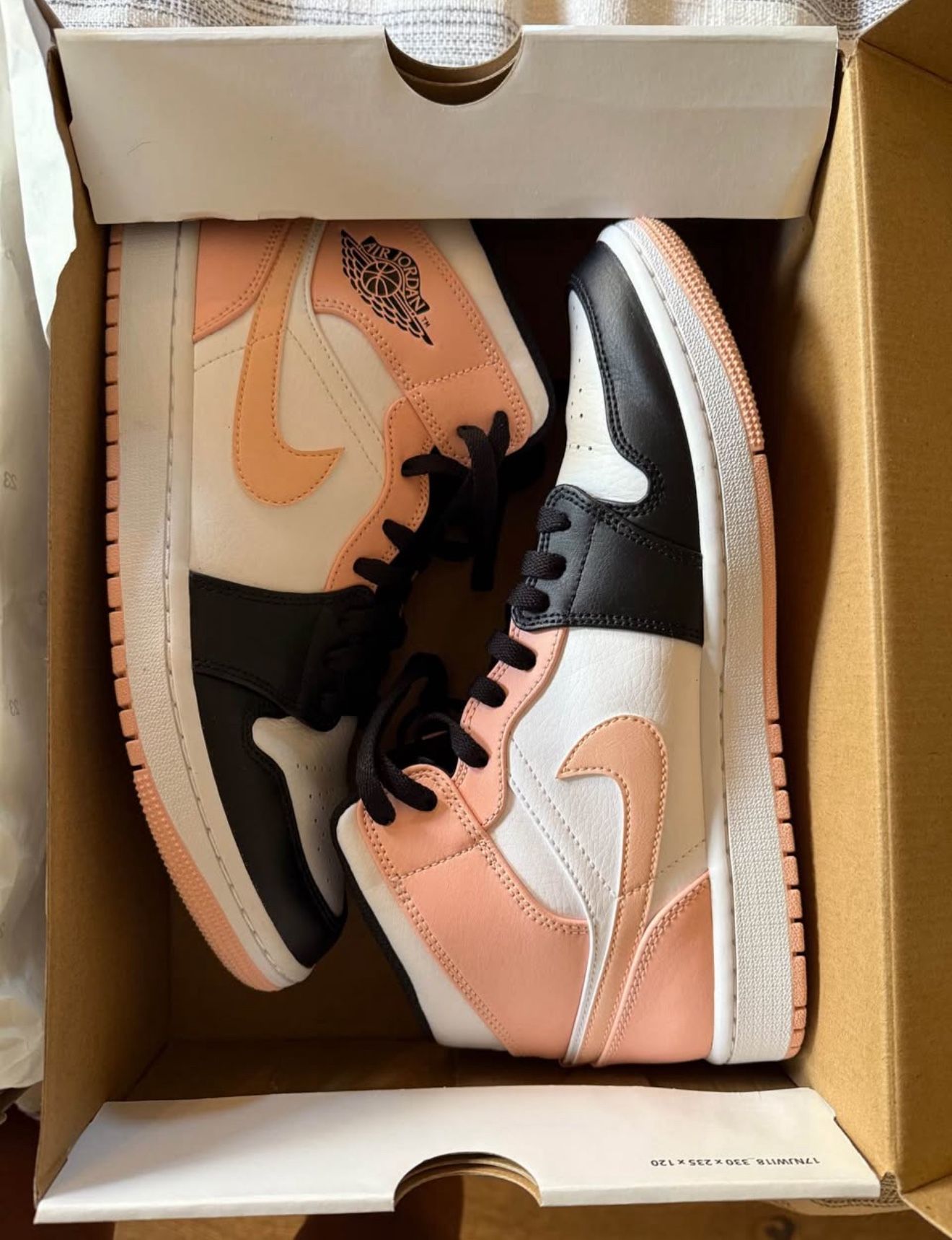 Jordan 1 Mid Arctic Orange Black Toe