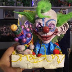 Custom Killer Klowns “shorty “ Bust 
