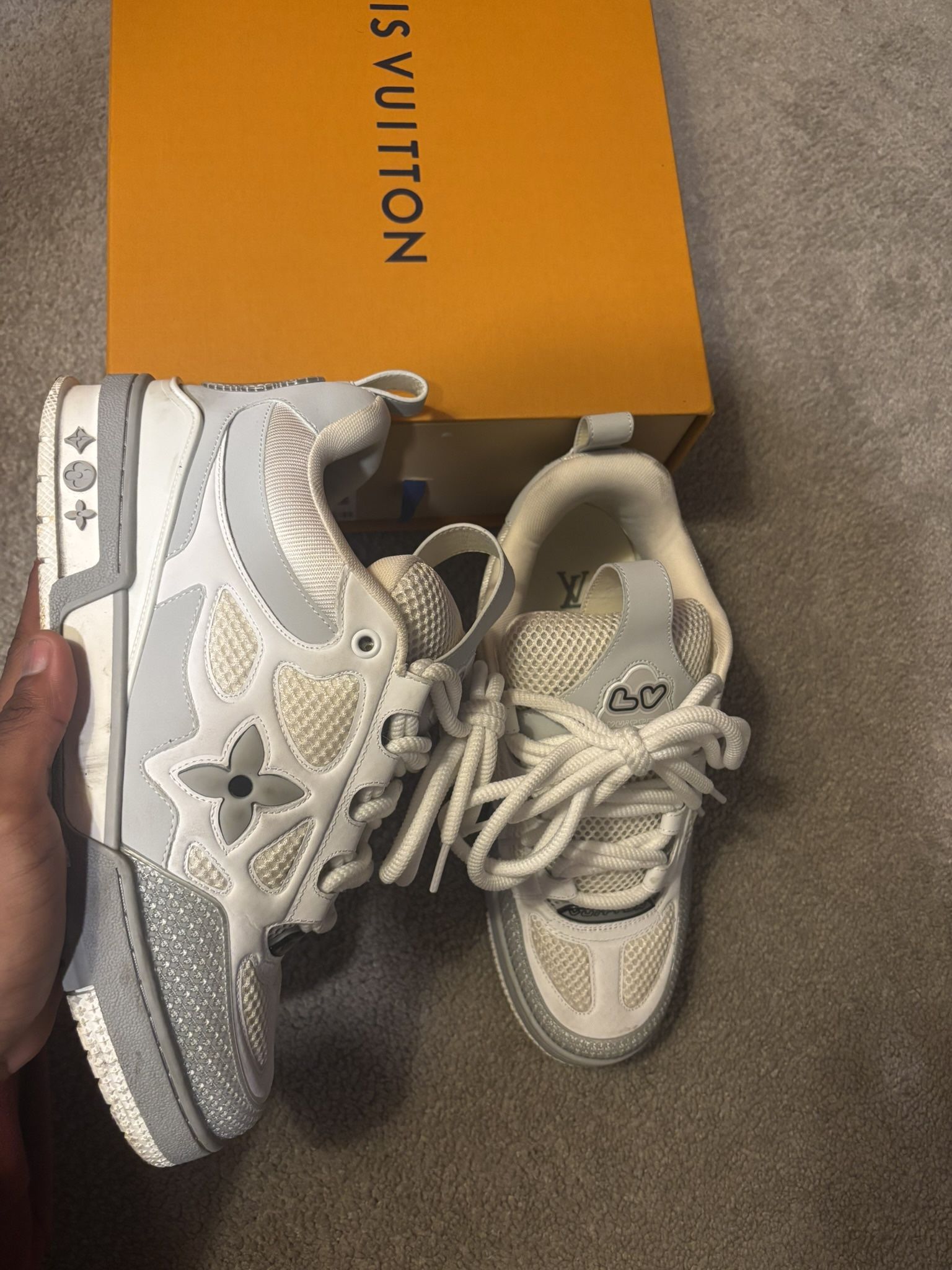 White And Grey LV Skates 