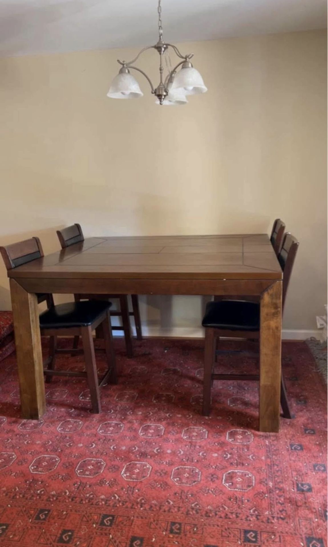 Dinning Table 