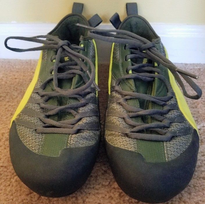 Puma Athletic Shoes