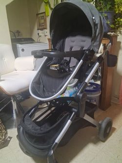 Graco 3 in one stroller and car seat