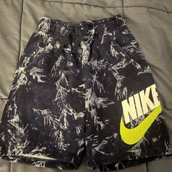 Boys Nike Youth Medium Athletic Shorts