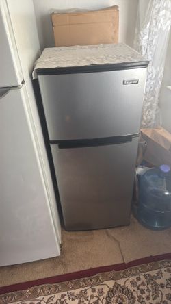 mini fridge