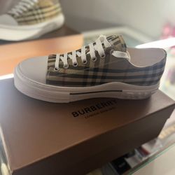 Men’s Burberry Shoes 