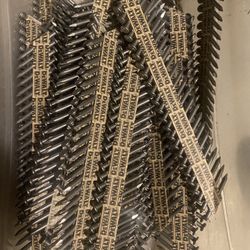 DEWALT 1-1/2 in. x 0.131 in. Galvanized Metal Connecting Nails
