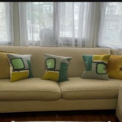 Sofa & Seat (Butaca)