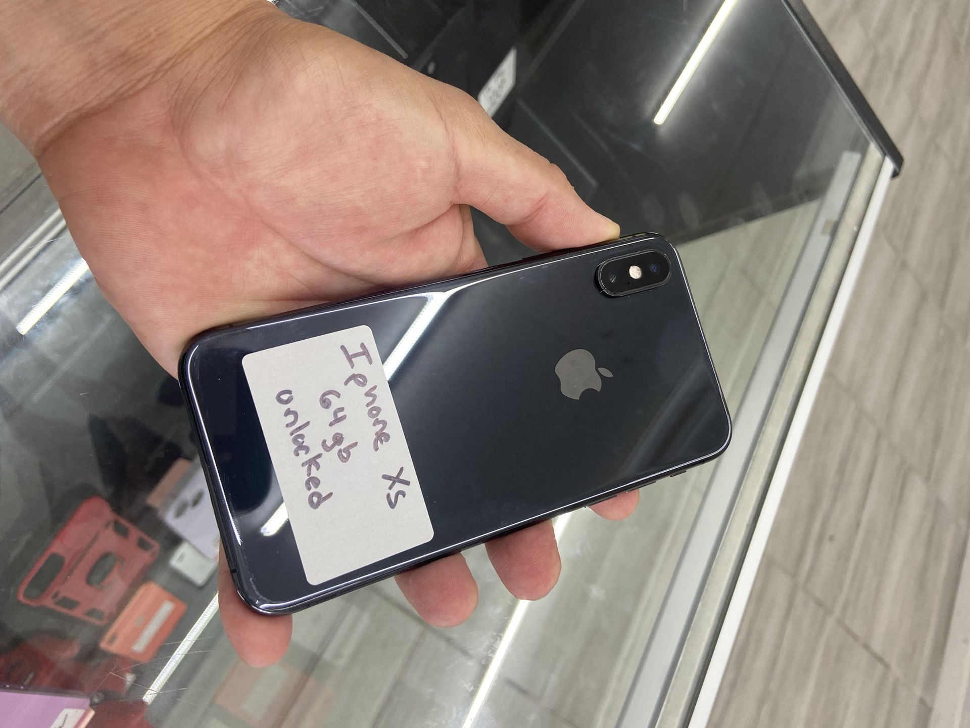 iPhone XS Unlocked, Cash Or $50 Down W Approval