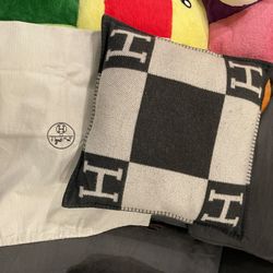 Authentic Hermes Avalon Throw Pillows Grey Color Palette