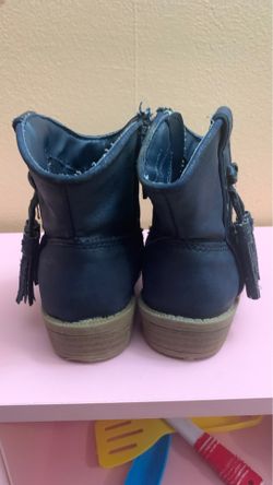 Cat and jack boots
