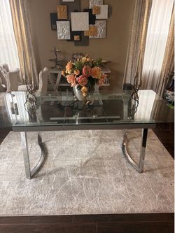 Dinning table