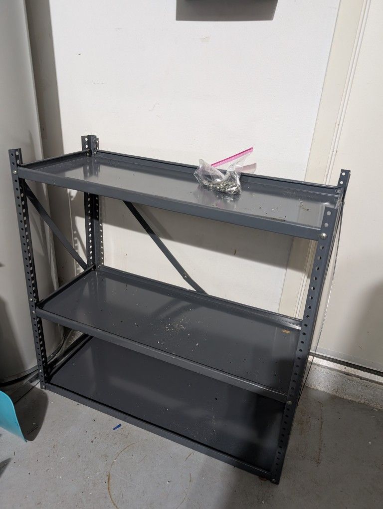 Free Shelf Unit - 5 Shelves