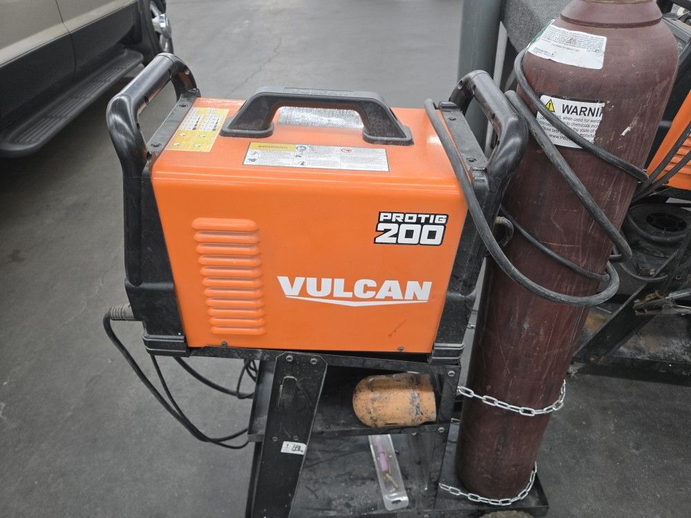 Pro Tig Welder Ac /DC 