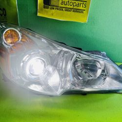 2010 - 2014 SUBARU LEGACY HALOGEN HEADLIGHT RIGHT PASSENGER SIDE OEM TESTED
