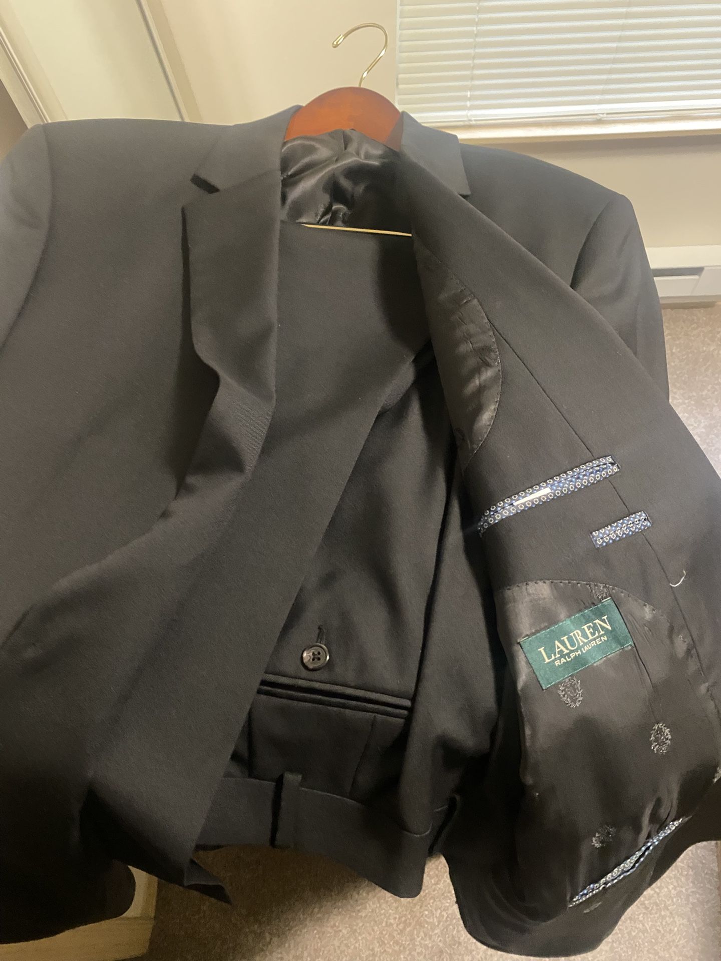 Men’s Suits