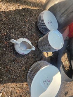 Franciscan Fine China set