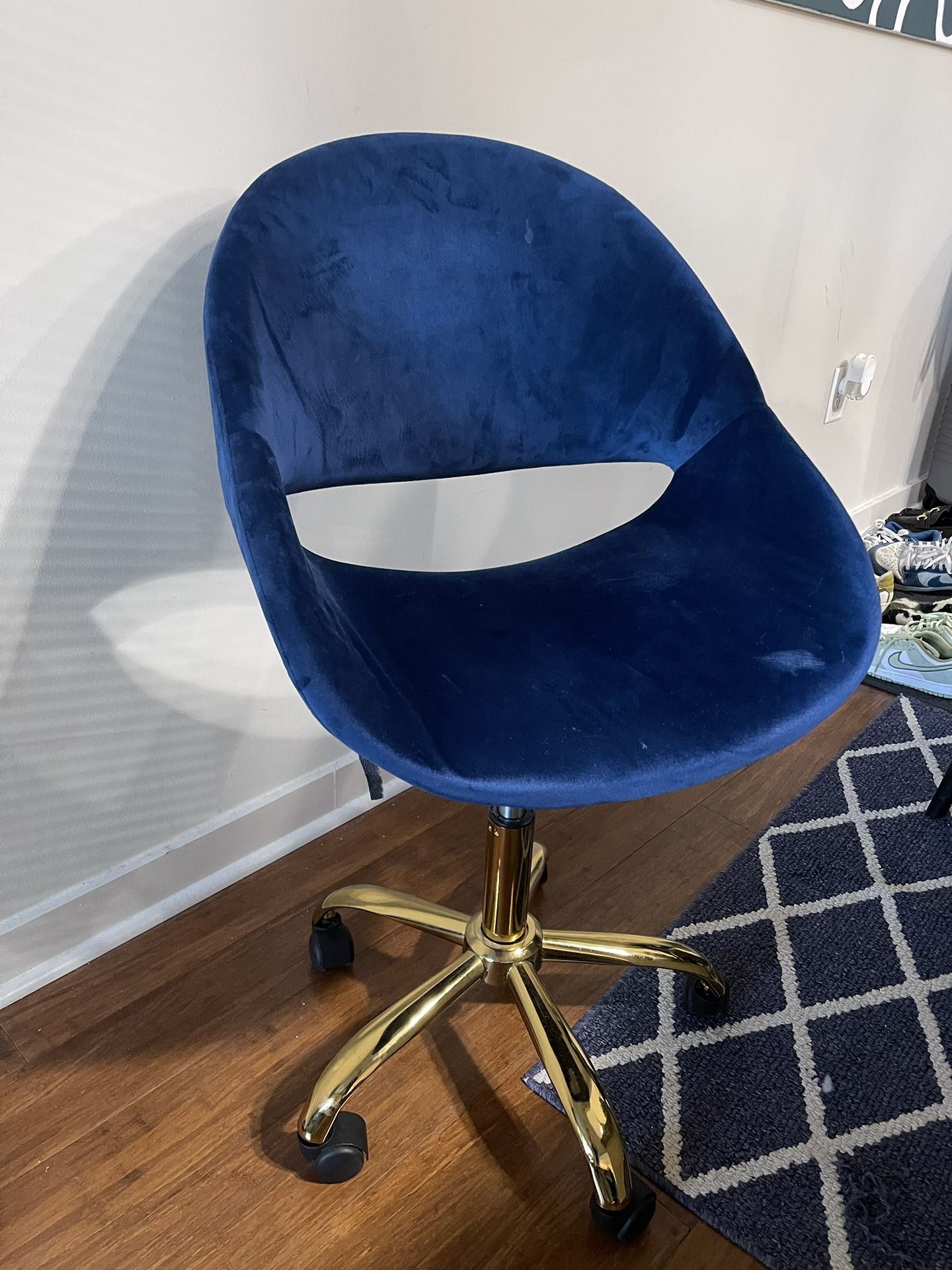 Blue Velvet Rolling Chair