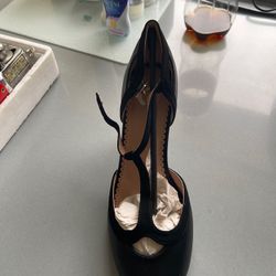 Ladies Shoes NEW 8.5 Britney Co