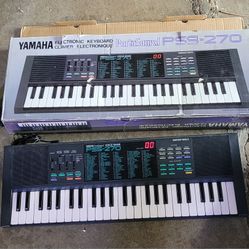 Yamaha PSS 270 PortaSound Digital Synthesizer Keyboard TESTED