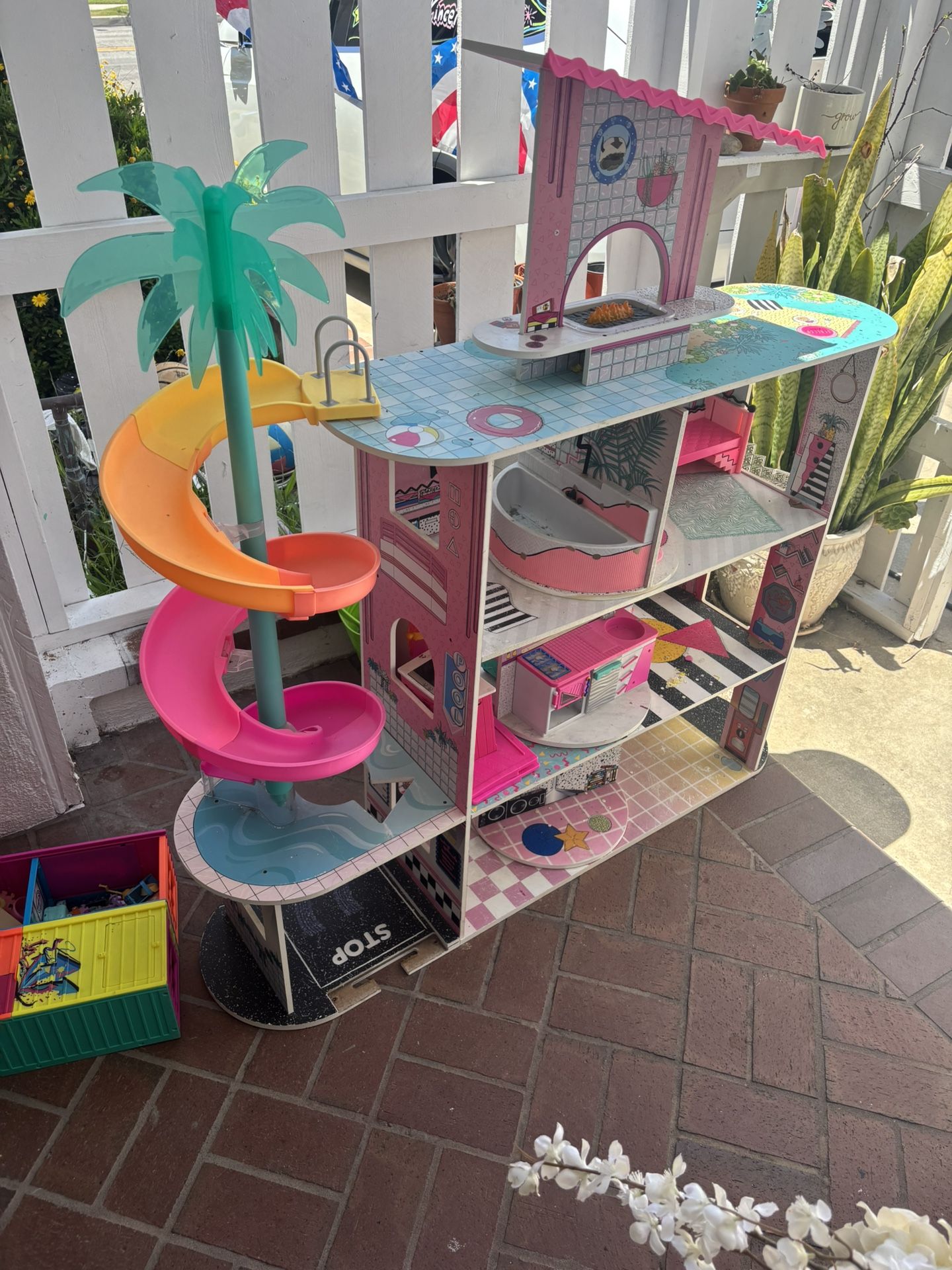 lol Doll House