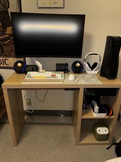 Light Oak Study Desk / Gaming Desk with Shelves $75 OBO