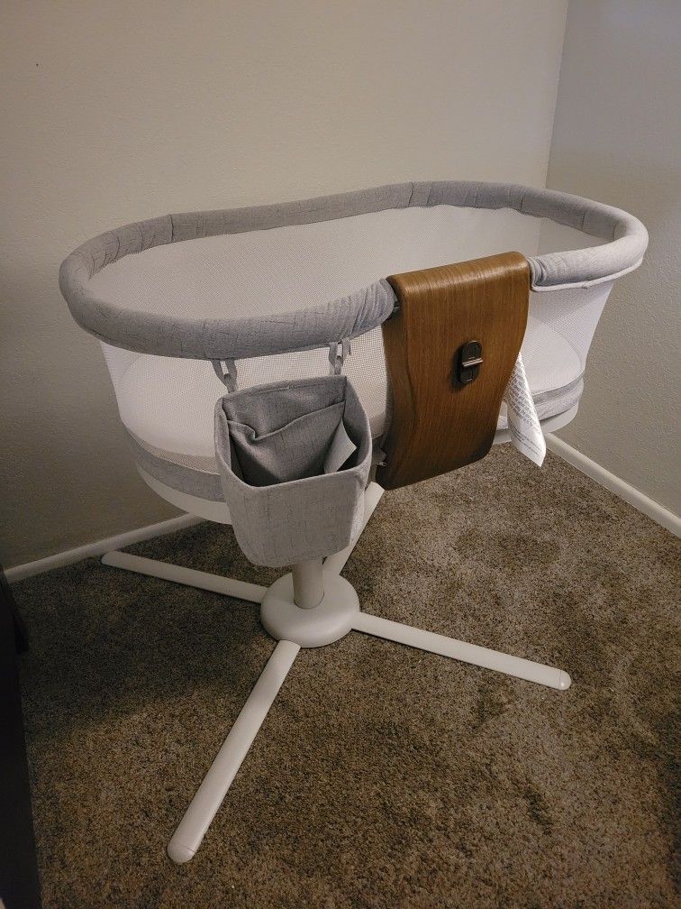Halo Luxe Bassinet