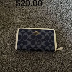 Coach wallet