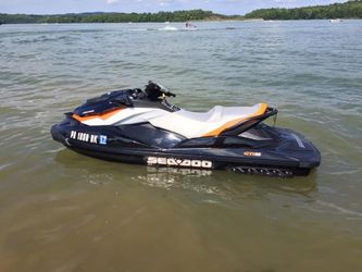 JET SKIS FOR RENT