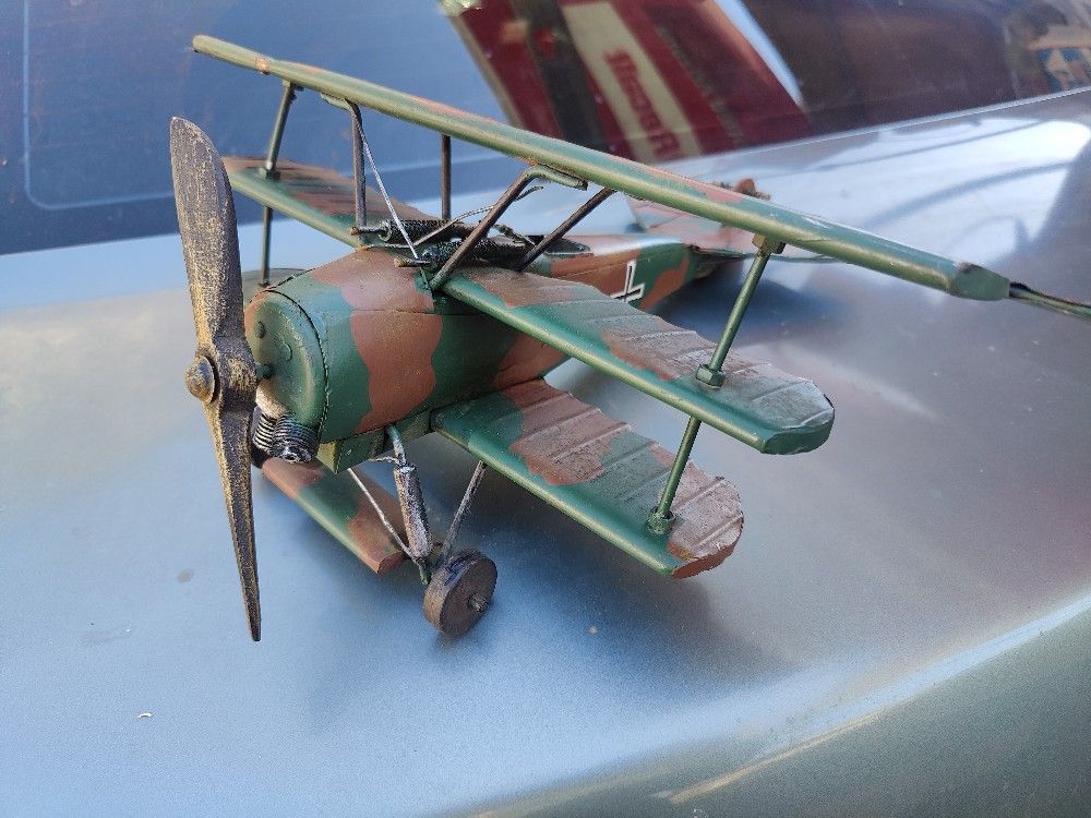 Triplane Metal Art