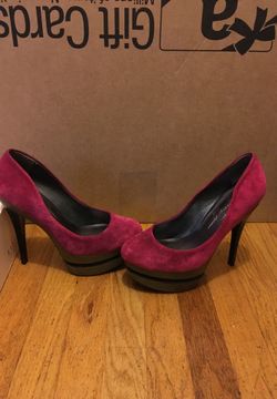 Jessica Simpson/ velvet maroon/ carver platform/ comfortable/size 7/ 7 1/2
