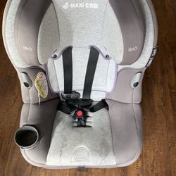 Car Seat - Maxi Cosi