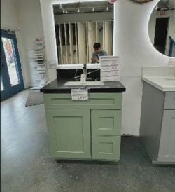 30" White Shaker Bathroom Vanity | 2 Drawers + 1 Door Layout