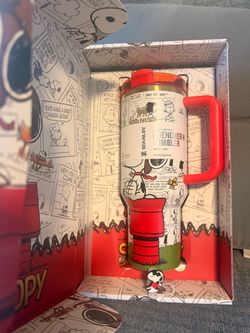 Snoopy Stanley Quencher 40oz Stanley Tumbler