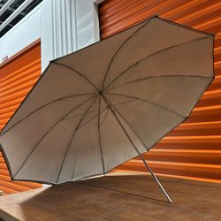 Photography Studio Umbrella – Black/Silver Reflective