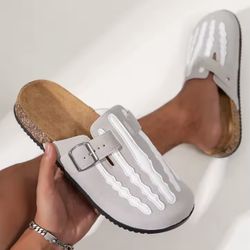 Brand New Skeleton Slides Sizes 8 And 8.5 And 10.5 Men’s 